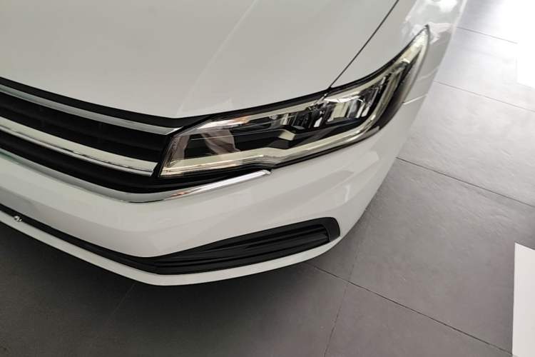 Used Volkswagen Bora 2020 1.5L Automatic Fashion Edition Left Front Headlight