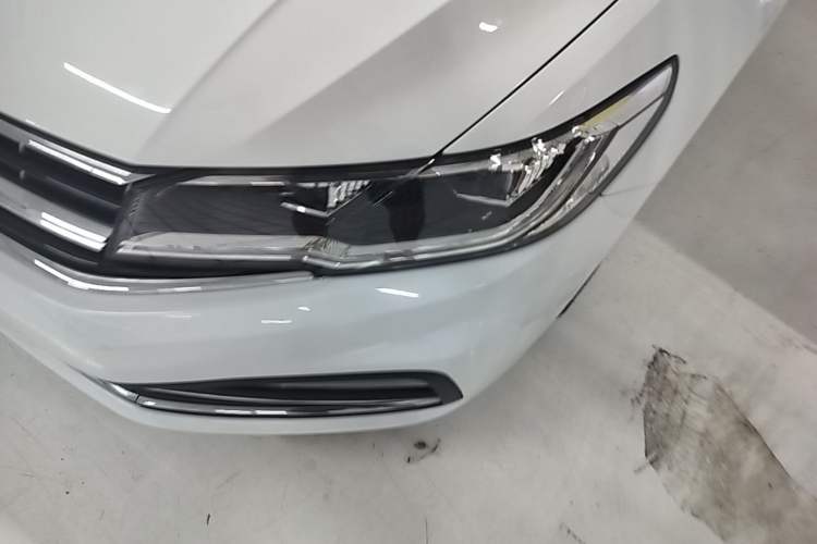 Used Volkswagen Bora 2020 1.5L Automatic Comfort Model Left Front Headlight