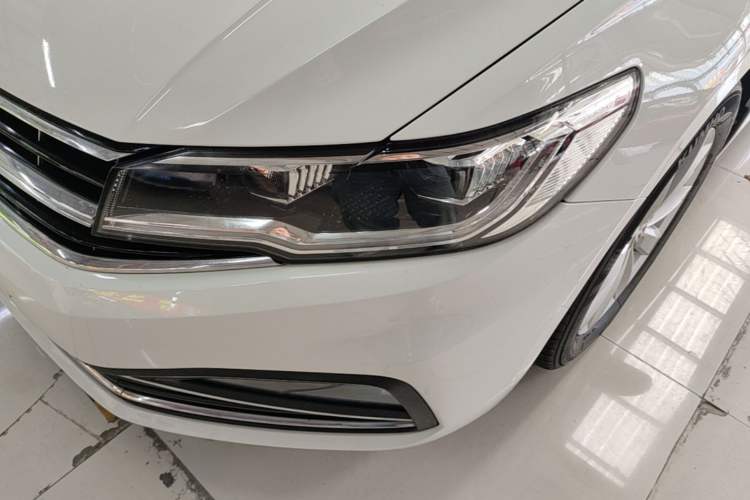 Used Volkswagen Bora 2020 1.5L Automatic Elite Version Left Front Headlight