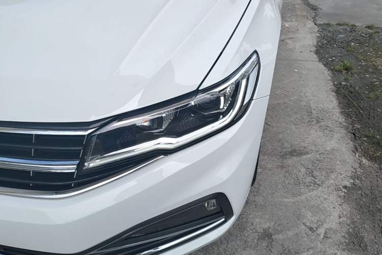 Used Volkswagen Bora 2020 1.5L Automatic Elite Version Left Front Headlight
