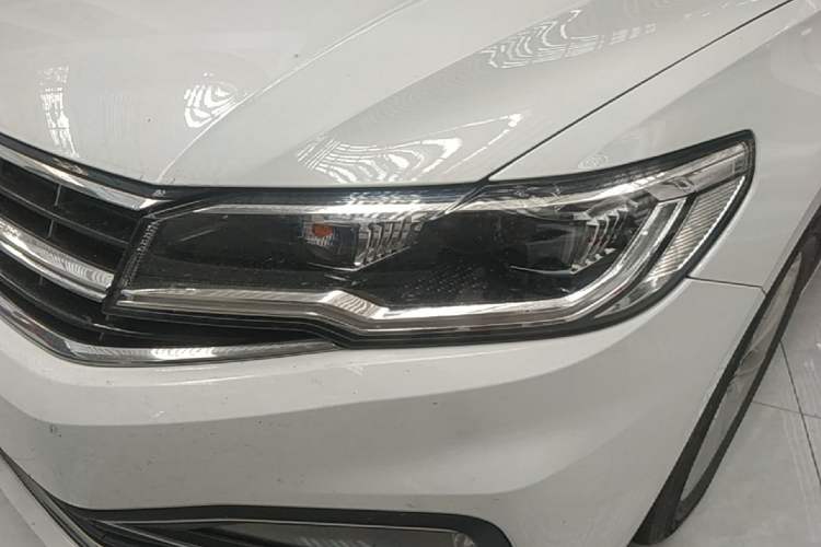 Used Volkswagen Bora 2020 1.5L Automatic Comfort Model Left Front Headlight