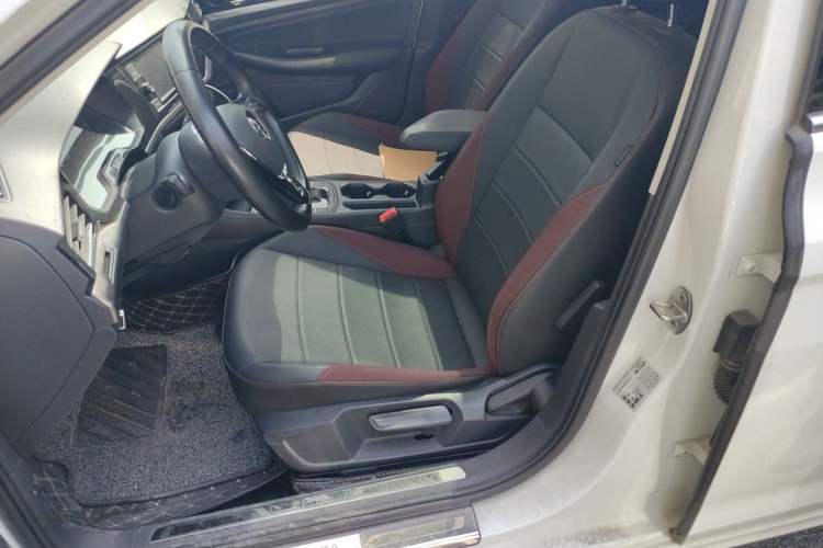 Used Volkswagen Bora 2020 280TSI DSG Elite Edition Left Front Seat
