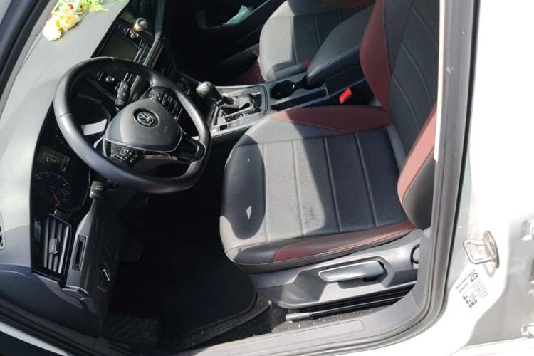 Used Volkswagen Bora 2020 1.5L Automatic Elite Version Left Front Seat