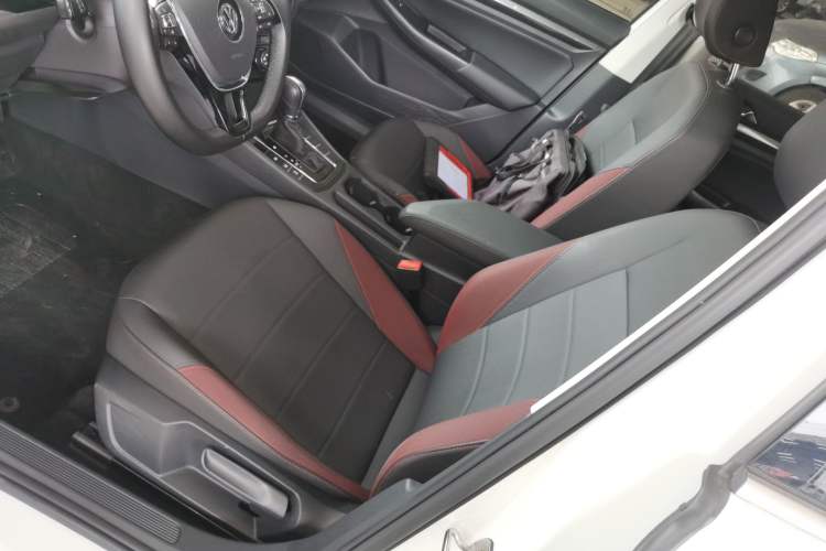 Used Volkswagen Bora 2020 1.5L Automatic Comfort Model Left Front Seat