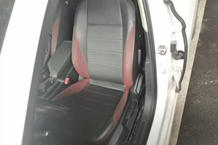Used Volkswagen Bora 2020 280TSI DSG Elite Edition Left Front Seat