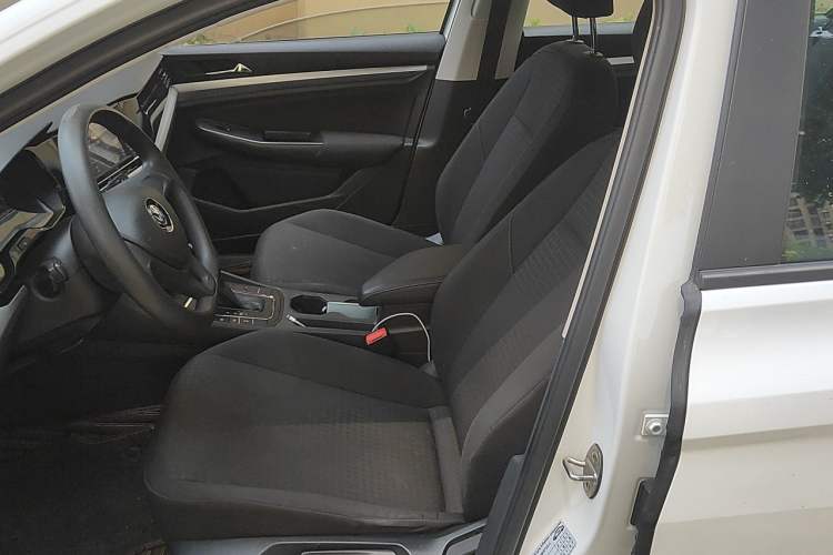 Used Volkswagen Bora 2020 1.5L Automatic Fashion Edition Left Front Seat
