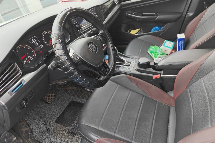 Used Volkswagen Bora 2020 1.5L Automatic Elite Version Left Front Seat
