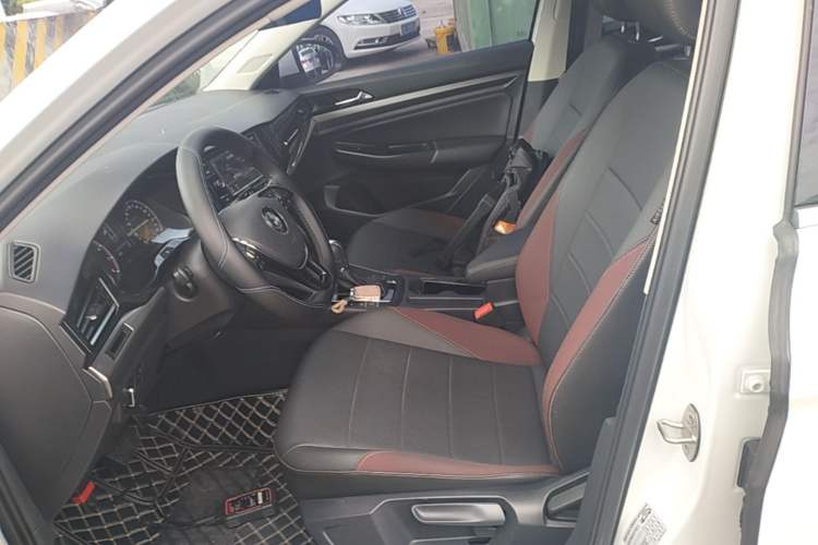Used Volkswagen Bora 2020 1.5L Automatic Elite Version Left Front Seat