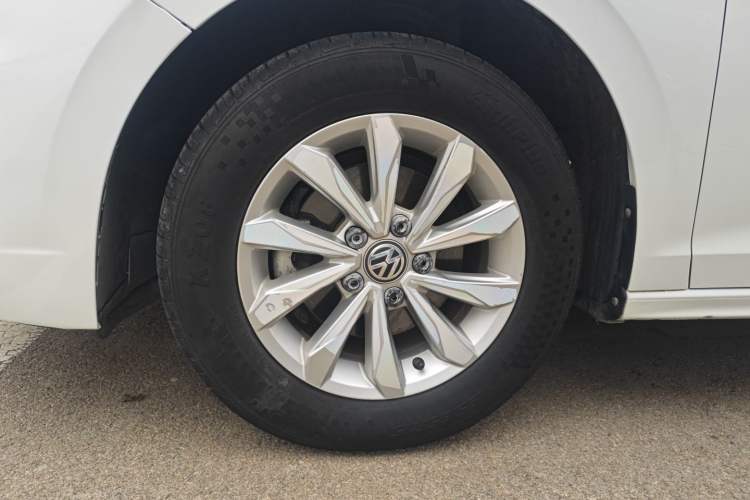 Used Volkswagen Bora 2020 1.5L Automatic Fashion Edition Left Front Wheel Hub