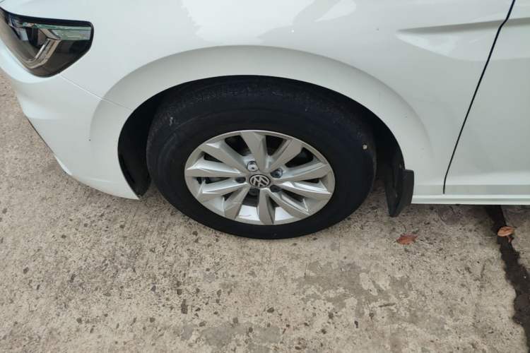 Used Volkswagen Bora 2020 1.5L Automatic Fashion Edition Left Front Wheel Hub
