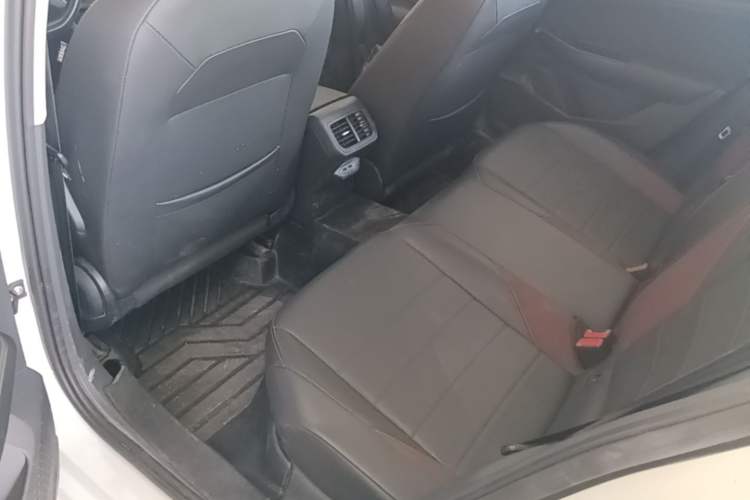 Used Volkswagen Bora 2020 1.5L Automatic Elite Version Left Rear Seat
