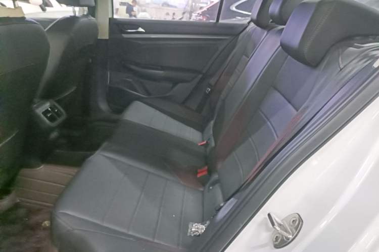 Used Volkswagen Bora 2020 280TSI DSG Elite Edition Left Rear Seat
