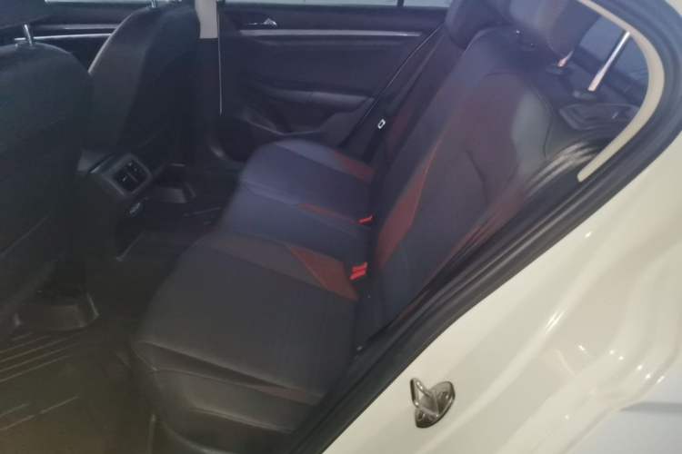 Used Volkswagen Bora 2020 1.5L Automatic Elite Version Left Rear Seat