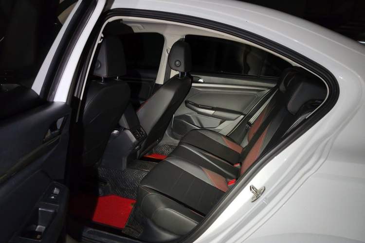 Used Volkswagen Bora 2020 1.5L Automatic Elite Version Left Rear Seat