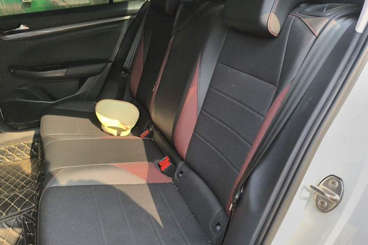 Used Volkswagen Bora 2020 1.5L Automatic Elite Version Left Rear Seat