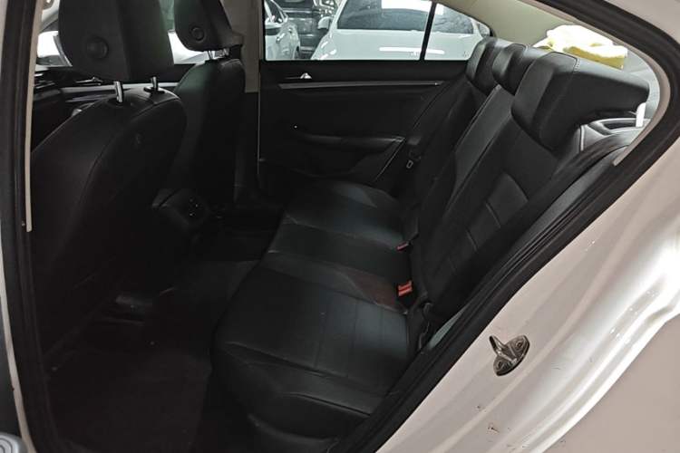 Used Volkswagen Bora 2020 1.5L Automatic Elite Version Left Rear Seat