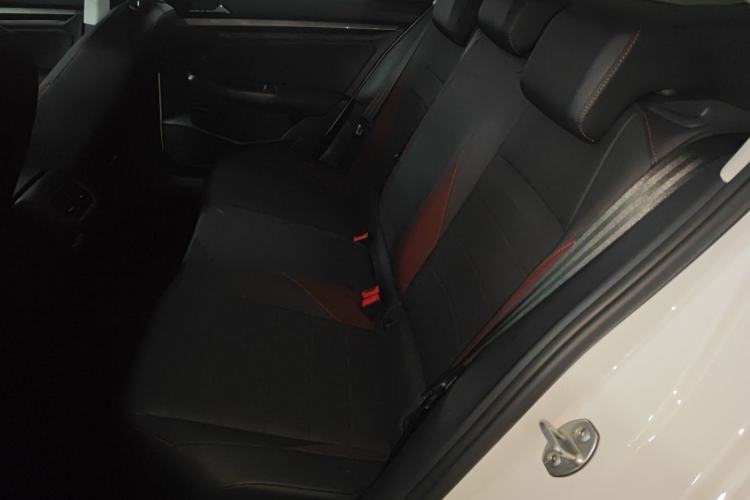 Used Volkswagen Bora 2020 1.5L Automatic Elite Version Left Rear Seat