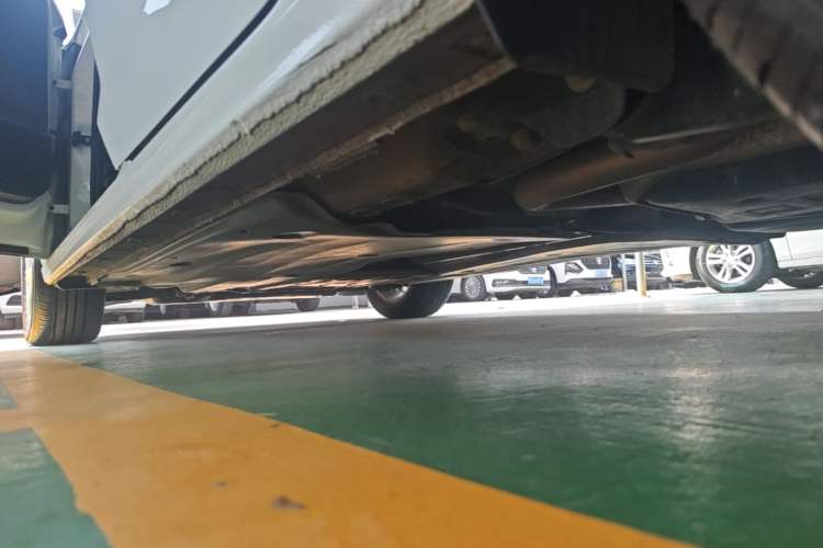 Used Volkswagen Bora 2020 1.5L Automatic Comfort Model Left Side Sill