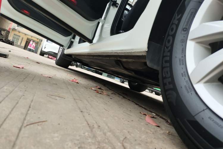 Used Volkswagen Bora 2020 1.5L Automatic Fashion Edition Left Side Sill