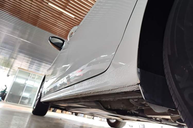 Used Volkswagen Bora 2020 1.5L Automatic Fashion Edition Left Side Sill