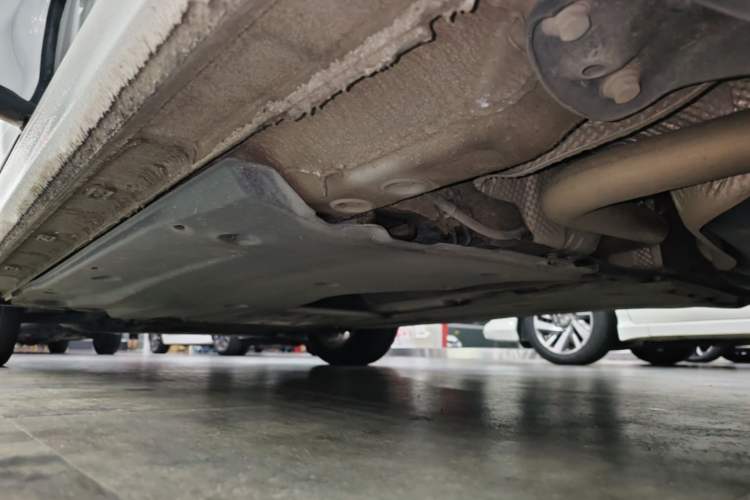 Used Volkswagen Bora 2020 1.5L Automatic Elite Version Left Side Sill