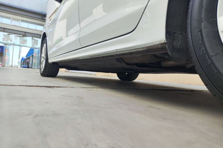 Used Volkswagen Bora 2020 1.5L Automatic Comfort Model Left Side Sill