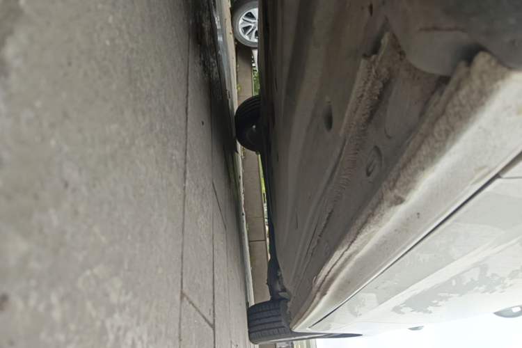Used Volkswagen Bora 2020 1.5L Automatic Elite Version Left Side Sill