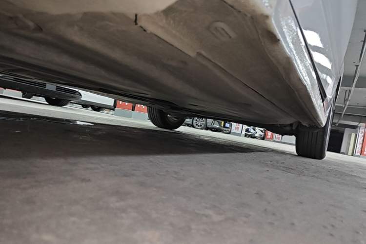 Used Volkswagen Bora 2020 1.5L Automatic Elite Version Left Side Sill