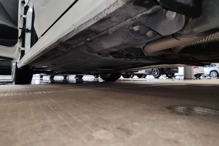 Used Volkswagen Bora 2020 1.5L Automatic Comfort Model Left Side Sill