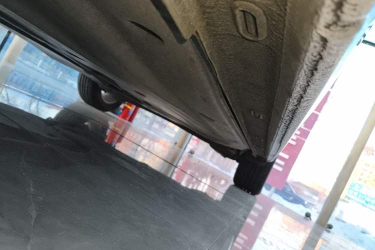 Used Volkswagen Bora 2020 1.5L Automatic Fashion Edition Left Side Sill