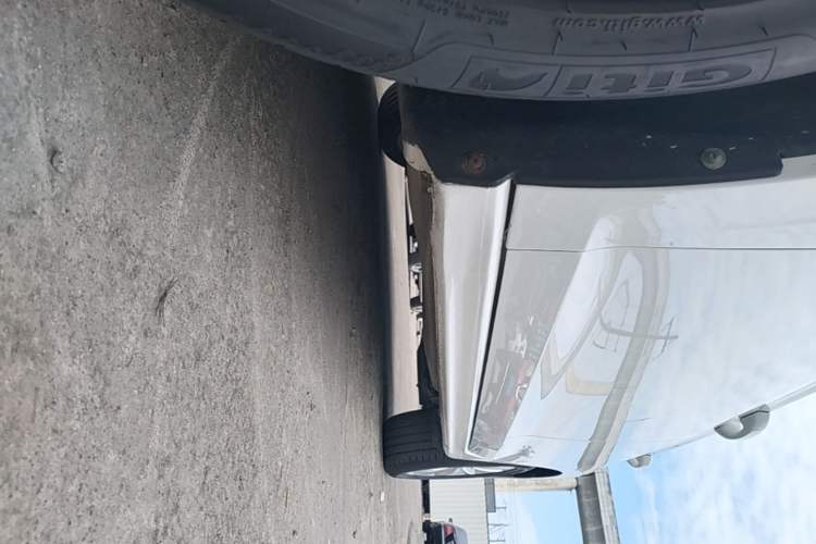 Used Volkswagen Bora 2020 1.5L Automatic Elite Version Left Side Sill