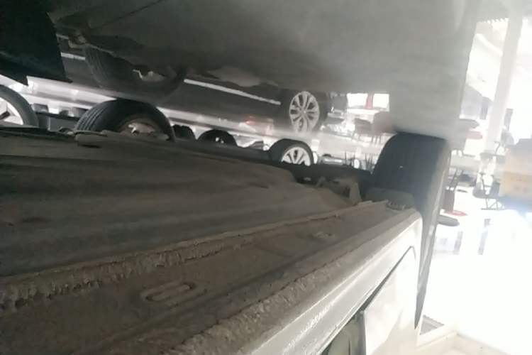 Used Volkswagen Bora 2020 1.5L Automatic Comfort Model Left Side Sill