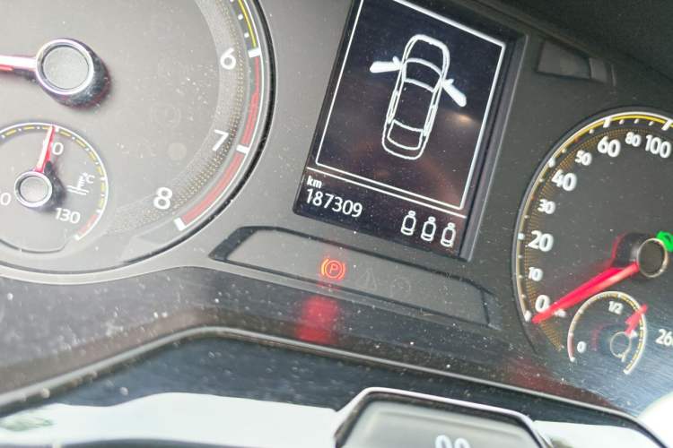 Used Volkswagen Bora 2020 1.5L Automatic Elite Version Odometer Close Up