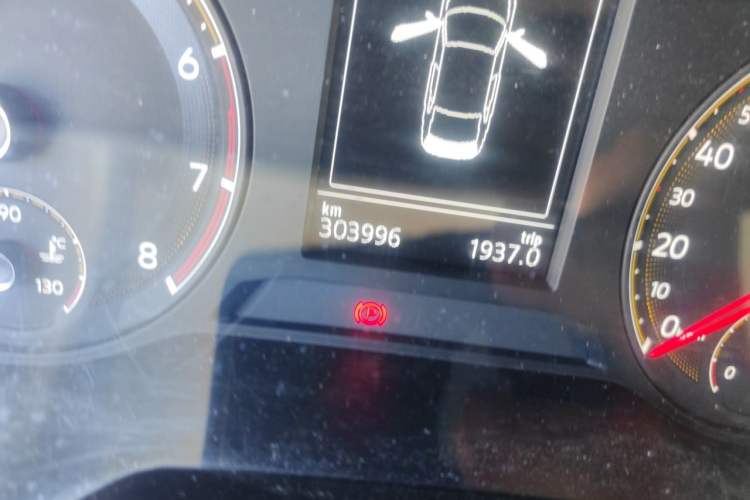 Used Volkswagen Bora 2020 1.5L Automatic Fashion Edition Odometer Close Up