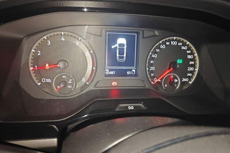 Used Volkswagen Bora 2020 1.5L Automatic Elite Version Odometer Close Up