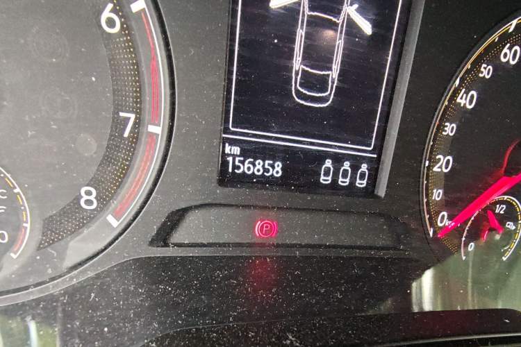 Used Volkswagen Bora 2020 1.5L Automatic Comfort Model Odometer Close Up