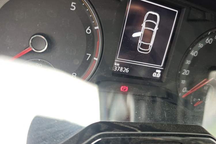 Used Volkswagen Bora 2020 1.5L Manual Comfort Version Odometer Close Up
