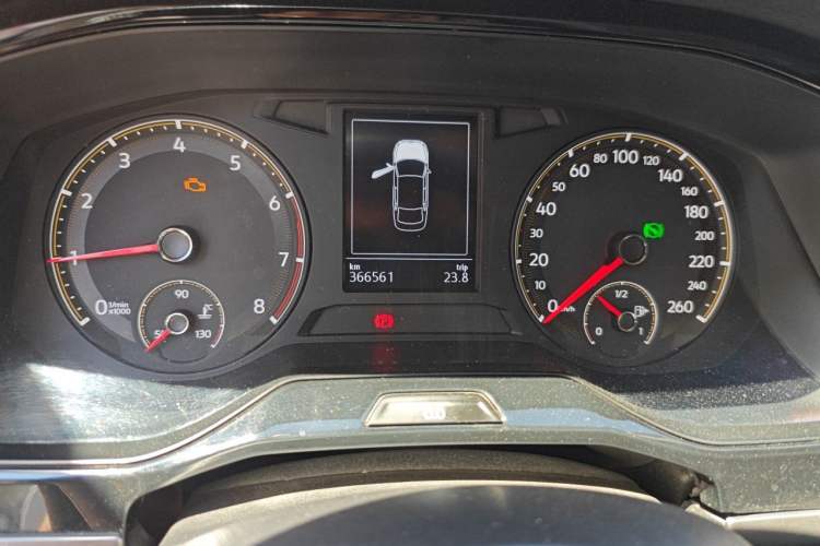 Used Volkswagen Bora 2020 1.5L Automatic Elite Version Odometer Close Up