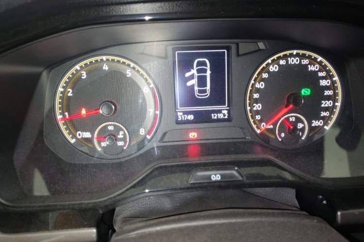 Used Volkswagen Bora 2020 1.5L Automatic Comfort Model Odometer Close Up