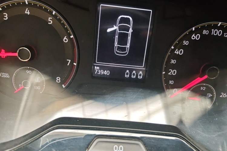 Used Volkswagen Bora 2020 1.5L Automatic Comfort Model Odometer Close Up