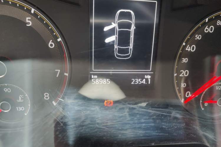 Used Volkswagen Bora 2020 1.5L Automatic Elite Version Odometer Close Up