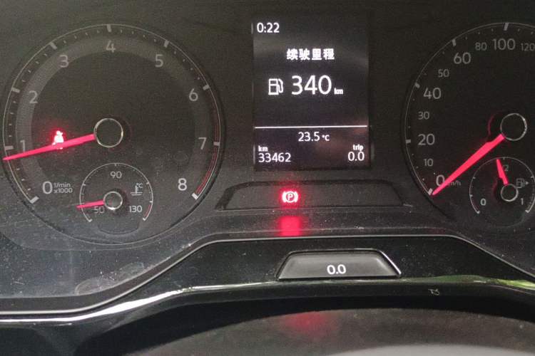 Used Volkswagen Bora 2020 1.5L Manual Comfort Version Odometer Close Up