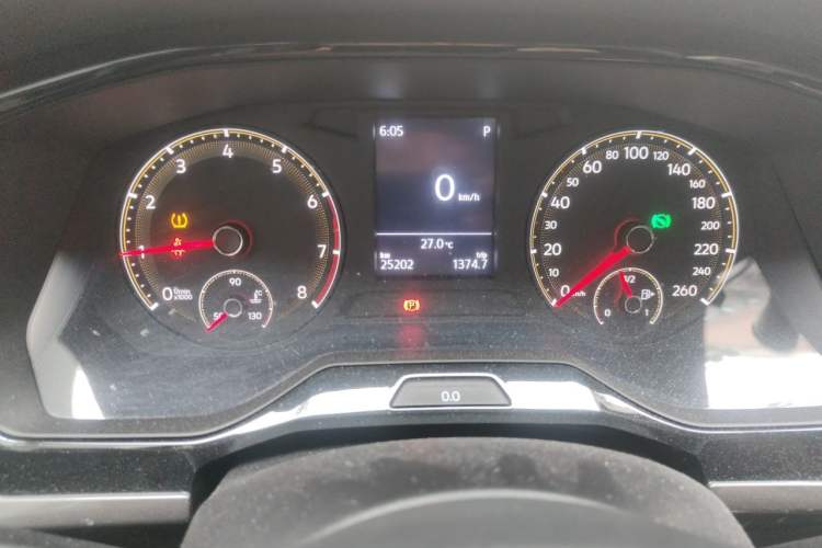 Used Volkswagen Bora 2020 1.5L Automatic Comfort Model Odometer Close Up