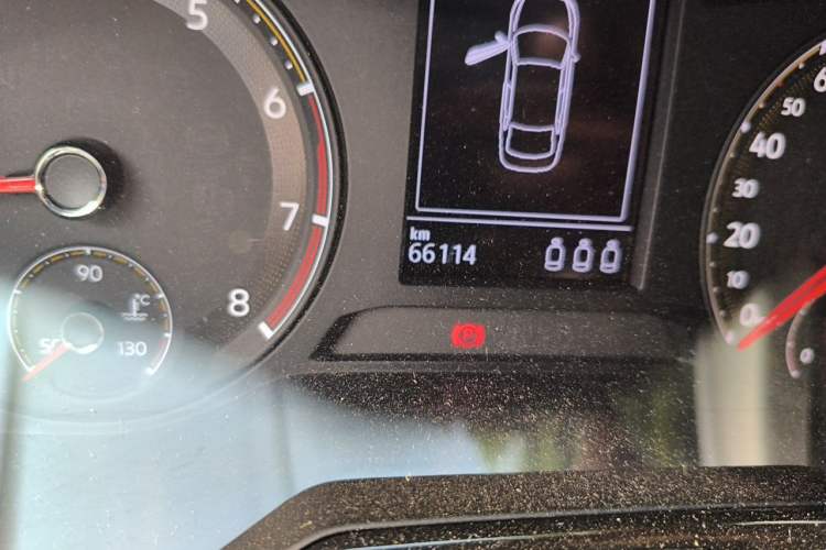 Used Volkswagen Bora 2020 1.5L Automatic Elite Version Odometer Close Up