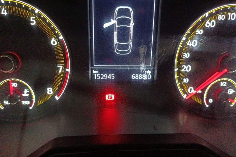Used Volkswagen Bora 2020 1.5L Automatic Comfort Model Odometer Close Up