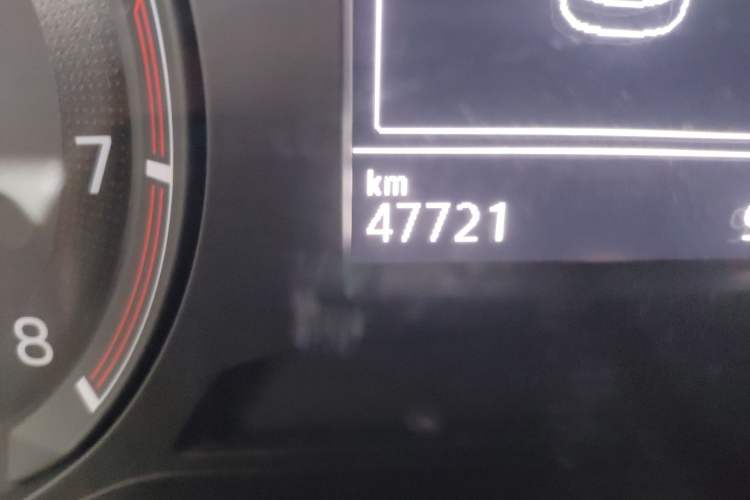 Used Volkswagen Bora 2020 1.5L Automatic Comfort Model Odometer Close Up