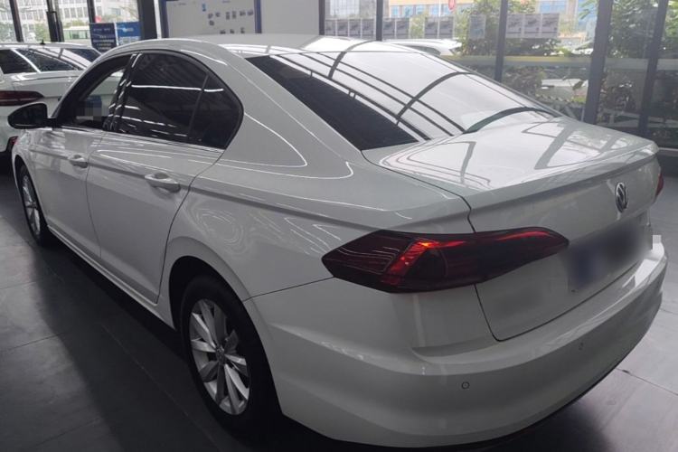 Used Volkswagen Bora 2020 1.5L Automatic Comfort Model Rear Left 45 Deg