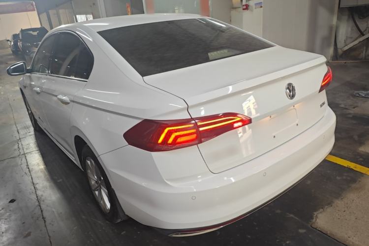 Used Volkswagen Bora 2020 1.5L Manual Comfort Version Rear Left 45 Deg