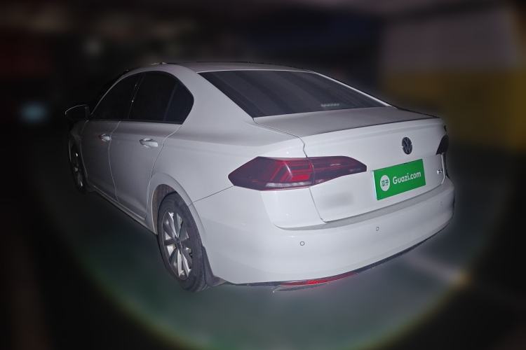 Used Volkswagen Bora 2020 1.5L Automatic Elite Version Rear Left 45 Deg