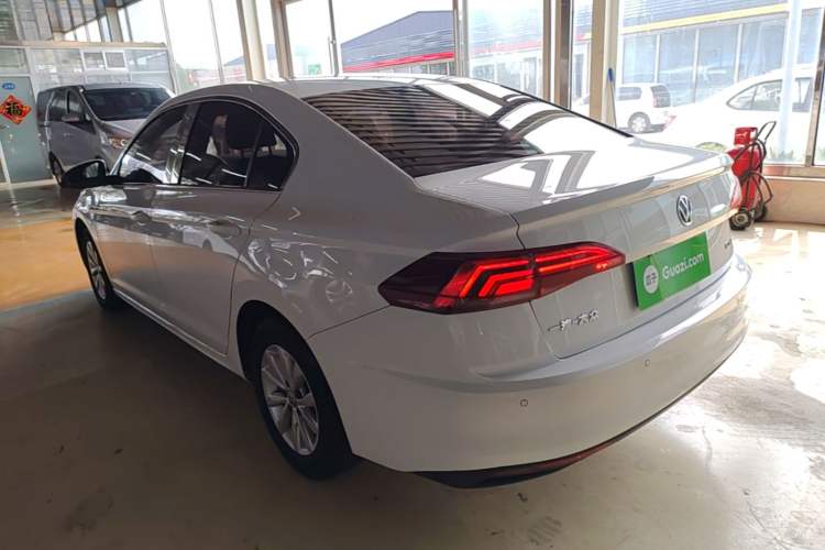 Used Volkswagen Bora 2020 1.5L Automatic Fashion Edition Rear Left 45 Deg